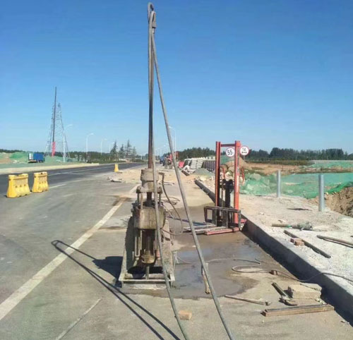 向阳公路高聚物注浆加固